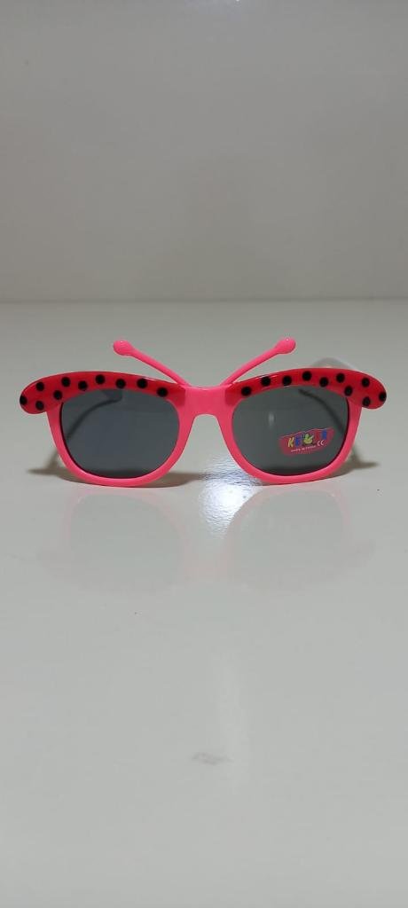 UĞUR BÖCEĞİ KEDİ KIZ ÇOCUK GÜNEŞ GÖZLÜĞÜ ÇERÇEVE GENİŞLİĞİ 12 CM PEMBE
