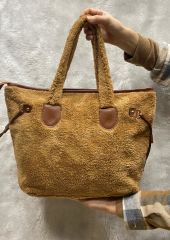 KADIN PUDRA PELUŞ OMUZ ÇANTASI TABA