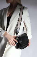 Kadın Siyah Ayarlanabilir Çapraz Kolon Askılı Mat Deri Omuz Çantası