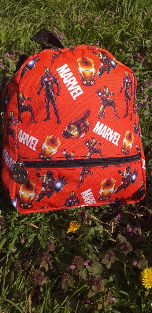 Marvel Demiradam karakterli çocuk günlük ve anaokulu ufak cift bölmeli sırt çanta